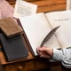 Статуетка LORD OF THE RINGS Bilbo Baggins At His Desk (Володар перснів) - изображение 6
