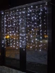 Гирлянда светодиодная Занавес на окно Белая 1,5*1,5 м 160 LED от сети прозрачный провод - изображение 5