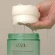 Пэды D'Alba Daily Mild Cica Calming Pad успокаивают и очищают кожу лица 50 шт - изображение 2