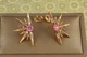 Сережки гвоздики Xuping Jewelry рожевим каменем 2,9 см золотисті - зображення 2