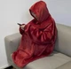 Плед толстовка с капюшоном плюшевый Huggle Hoodie красный теплый мягкий худи с карманом на флисе 80х100 см - изображение 9