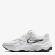 Buty sportowe damskie Nike W Al8 FJ3794-102 36.5 (6US) Białe (197595755757) - obraz 3