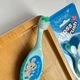 Набор зубных щеток Brush-Baby Floss Brush 0-3 лет (бирюзовая и голубая), 2 шт. - изображение 3