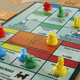 Gra planszowa Hasbro Monopoly Knockout (wersja szwedzka) (5010996218049) - obraz 6