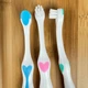 Зубная щетка Brush-Baby First Brush от 0 до 18 месяцев (бирюзовые), 1 шт - изображение 4