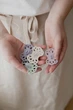 Пустушка BIBS Infinity Silicone Symmetrical (симетрична) – Blossom/Dusky Lilac (2шт в упаковці) 0-6міс. - зображення 9
