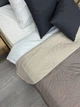 Покрывало двустороннее Decorator Microfiber листья 140х215 см серо-коричневый с бежевым (85-113) - изображение 8