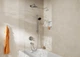 Душовий гарнітур Hansgrohe Raindance Alive Select S 125 EcoSmart 24603000 - зображення 15