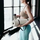 Коврик для фитнеса и йоги Gymtek NBR 1,5 см 182х60 см Light Grey + ремешок - изображение 6