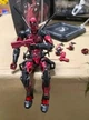 Коллекционная фигурка Дэдпул в броне Iron Armor Deadpool 15 см с аксессуарами, модель Marvel - изображение 10