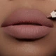 Олівець для губ Charlotte Tilbury Lip Cheat Lip Liner Pillow Talk 1.2 г - зображення 4