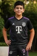 Детская футбольная форма FC Bayern München Harry Kane №9 (чёрно-фиолетовая), футболка + шорты 28(145-150см) - изображение 1