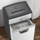 Уничтожитель документов HP OneShred 24CC A4 24 листа 4×35 мм 30 л (2547BC1B166E) - изображение 7