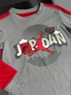 Костюм (лонгслив + штаны) Jordan 12 мес 74-80 см Серый-красный - изображение 4