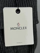Шапка Moncler с прорезиненным логотипом в сером цвете, One size (универсальный размер), Унисекс. - изображение 5