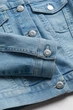 Джинсовая куртка на пуговицах для девочки H&M Regular fit 1213389-001 134 см (8-9 years) Голубой - изображение 2