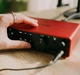 Аудиоинтерфейс Focusrite Scarlett 2i2 (4Gen) - изображение 6