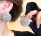 Женские сережки бижутерия Круглые в стразах Серебристые - изображение 6