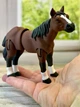 Игрушка 3Д подвижная гнедая лошадь подарок на Новый Год - изображение 6