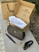 Женская сумка Coach Teri Brown Shoulder Bag In Signature Canvas коричневая кожаная - изображение 3