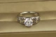 Кольцо Xuping Jewelry обручальное с камнем 8 мм и сердцами по бокам 17 р серебристое - изображение 1