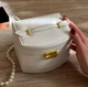 Женская шкатулка для украшений с зеркалом и замком трехуровневая белая, кейс-органайзер для хранения бижутерии - изображение 2