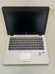 Нетбук Б-класс HP EliteBook 820 G3 / 12.5" (1920x1080) TN / Intel Core i5-7200U (2 (4) ядра по 2.5 - 3.1 GHz) / 8 GB DDR4 / 128 GB SSD / Intel HD Graphics 620 / WebCam б/у - изображение 2