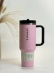 Термокружка с трубочкой Stanley Quencher ProTour Flip 1,17 л Messi GOAT Pink (10-12486-088) - изображение 3