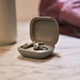 Наушники беспроводные Beats by Dr. Dre Powerbeats Fit — Wireless Fitness Earbuds with Secure Fit — Gravel Gray (ME2K4) - изображение 6