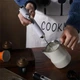 Ручной портативный миксер-капучинатор беспроводной вспенитель для кофе коктейлей и сливок с USB зарядкой и венчиком из нержавеющей стали (FP5511) - изображение 2