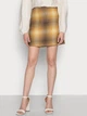 Юбка мини зимняя прямая женская Tommy Hilfiger 161538447 12 Коричневая (1159778012) - изображение 1