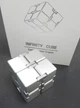 Нескінченний кубик RESTEQ, антистрес Infinity Cube 38 мм. Іграшка-антистрес з алюмінієвого сплаву - зображення 2
