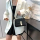 Женское кроссбоди с золотистой фурнитурой Lilly P2-1801A - изображение 2