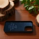 Накладка SkinBacker Wood для Apple iPhone 15 Pro Палисандр (80146) - изображение 8