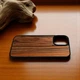 Накладка SkinBacker Wood для Apple iPhone 16 Plus Палисандр (80150) - изображение 4