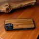 Накладка SkinBacker Wood для Apple iPhone 16 Plus Римская оливка (80151) - изображение 3