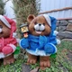 Новорічні фігури Ведмедики в синьому та червоному костюмі з ліхтариком, великі (2шт. 37×28×21 см), новорічні вуличні фігурки - зображення 3