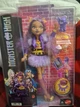 Кукла Monster High Doll Claudine Wolfe with Crescent, a wolf puppy - Монстр Хай Клодин Вульф с щенком волка Кресентом (JHK30) - Игровой набор Mattel - изображение 7
