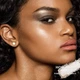 Хайлайтер для лица Fenty Beauty By Rihanna Diamond Bomb All-Over Veil (How Many Carats?!) 2.8 g Mini - изображение 2