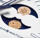 Наручные часы Swatch x Omega Bioceramic MoonSwatch Mission to Earthphase - Moonshine Gold SO33W701L - изображение 5