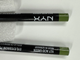 Пігментований олівець для очей NYX Slim Eye Pencil Acid Green SPE927 - зображення 3