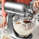 Кухонный комбайн KitchenAid Artisan 4,8 л 5KSM175PSECU с откидным блоком серебристый - изображение 4