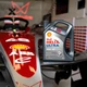 Моторное масло синтетическое Shell Helix Ultra Racing 10W-60, 4 л - изображение 7