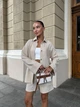 Женский летний льняной костюм рубашка оверсайз и свободные шорты на резинке мокко 46/48 - изображение 2