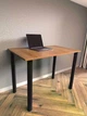 Игровой компьютерный стол SmartDesk B-13 120×60 см в цвете дуб с черными ножками для дома и офиса - изображение 1