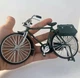 Модель дорожного велосипеда для самостоятельной сборки 1:10 фингербайк Зеленый (0625) - изображение 2