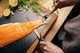 Кухонний ніж філейний Fiskars Essential з гнучким лезом 180 мм нержавіюча сталь пластик чорний (1065567) - зображення 4