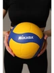 Волейбольный мяч Mikasa профессиональный термосклеенный (ТВВ) PU Microfiber 18 панелей - зображення 6