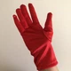 Елегантні жіночі рукавички короткі для фотосесії та свята Honey Fashion Accessories XS/S/M червоний (7-25) - зображення 6