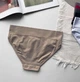 Жіночі трусики сліпи на високій посадці OUNO - L/XL - на стегна 98-108 см - Бежевий - зображення 2